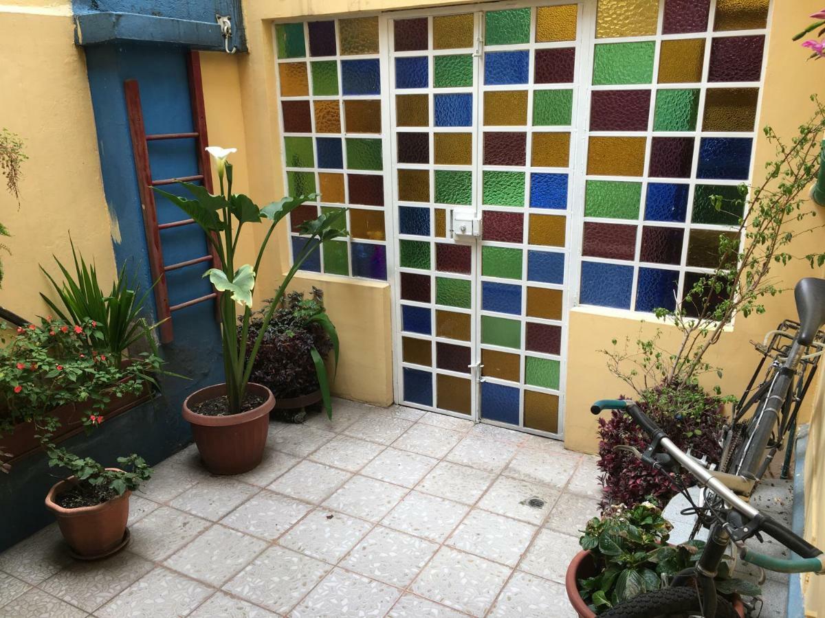 Casa Helbling Hotel Quito Exterior photo