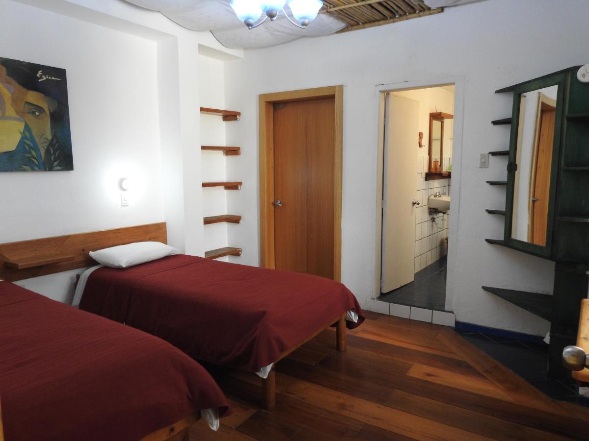 Casa Helbling Hotel Quito Exterior photo